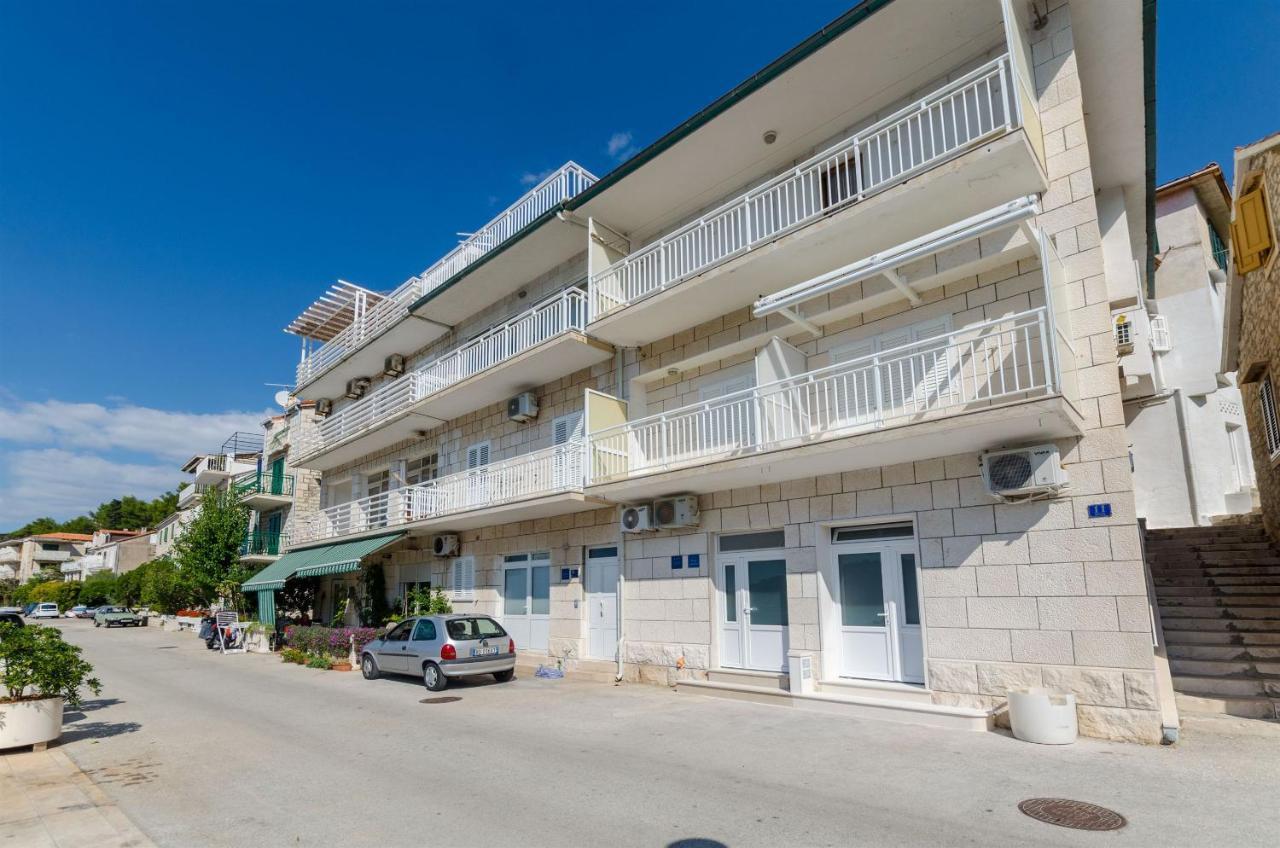 Apartment Mery Povlja  Esterno foto